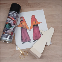 16 houten silhouetten met mens-figuren